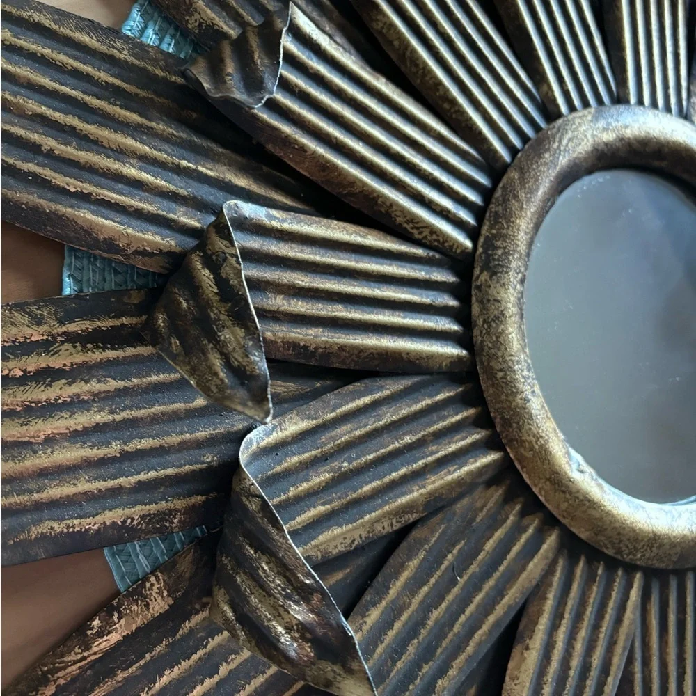 Original Pier 1 Sunburst Bronze Tone 23” Diameter Metal Wall Mirror
